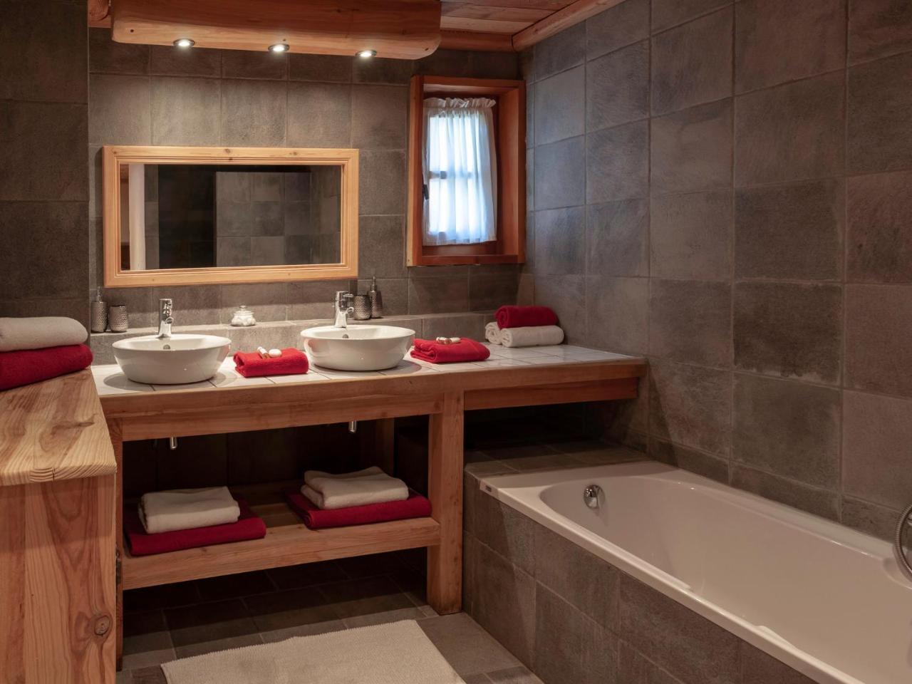 Chalet Panoramique By Chalet Chardons ティニュ エクステリア 写真